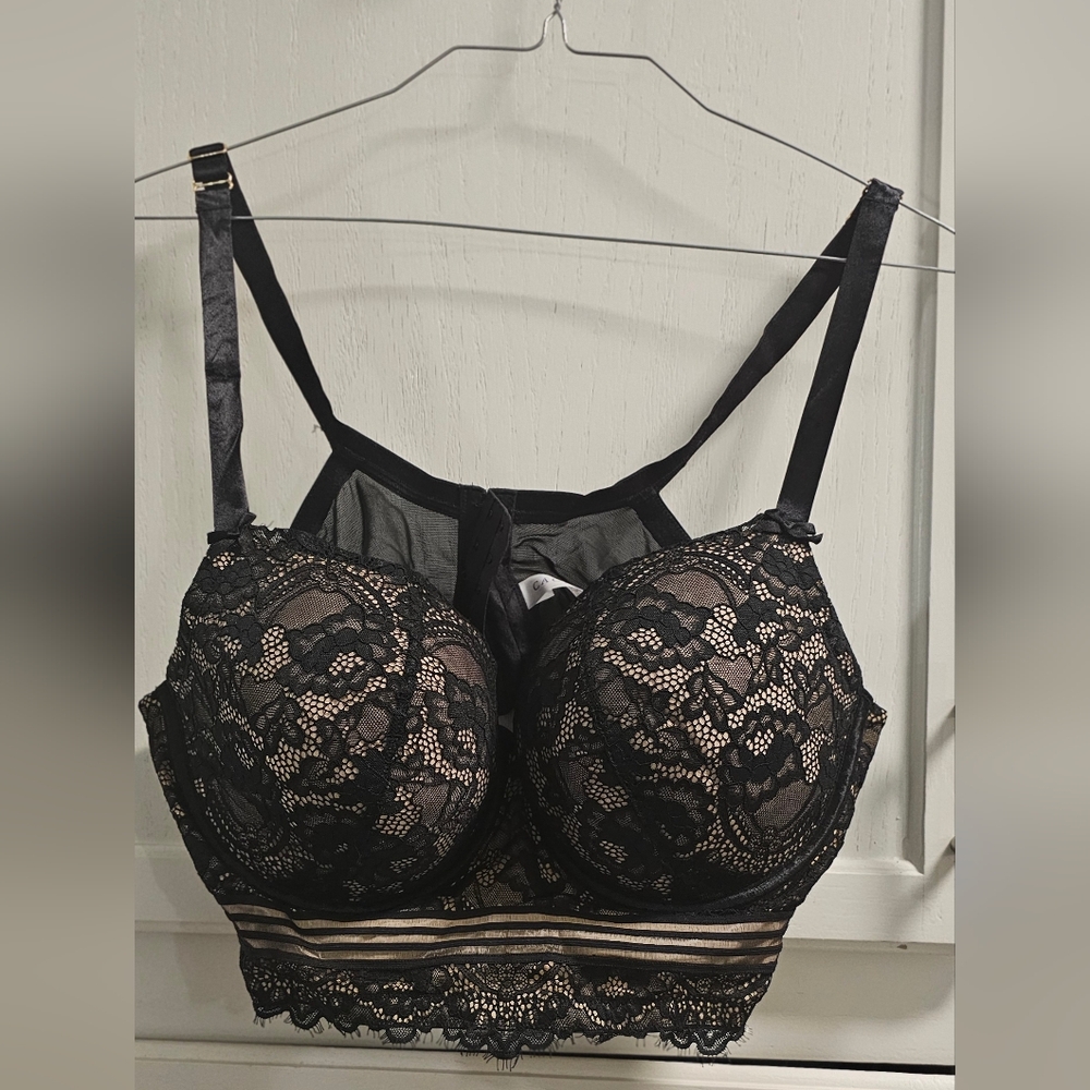 Black Lace 44D bra. Lane Bryant.